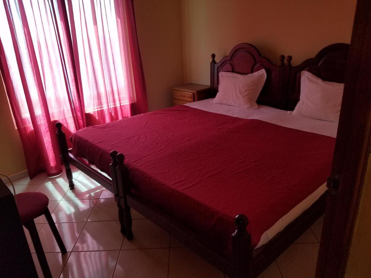 Chez Albino Guest House Sao Filipe Εξωτερικό φωτογραφία